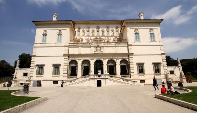 Visit Galleria Borghese – One of the best small museums in the world